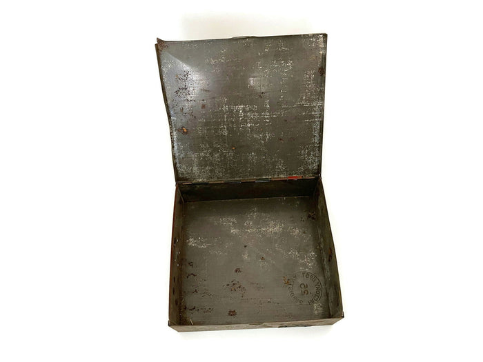 Antique Havanettes Cigar Tin at Duckwells