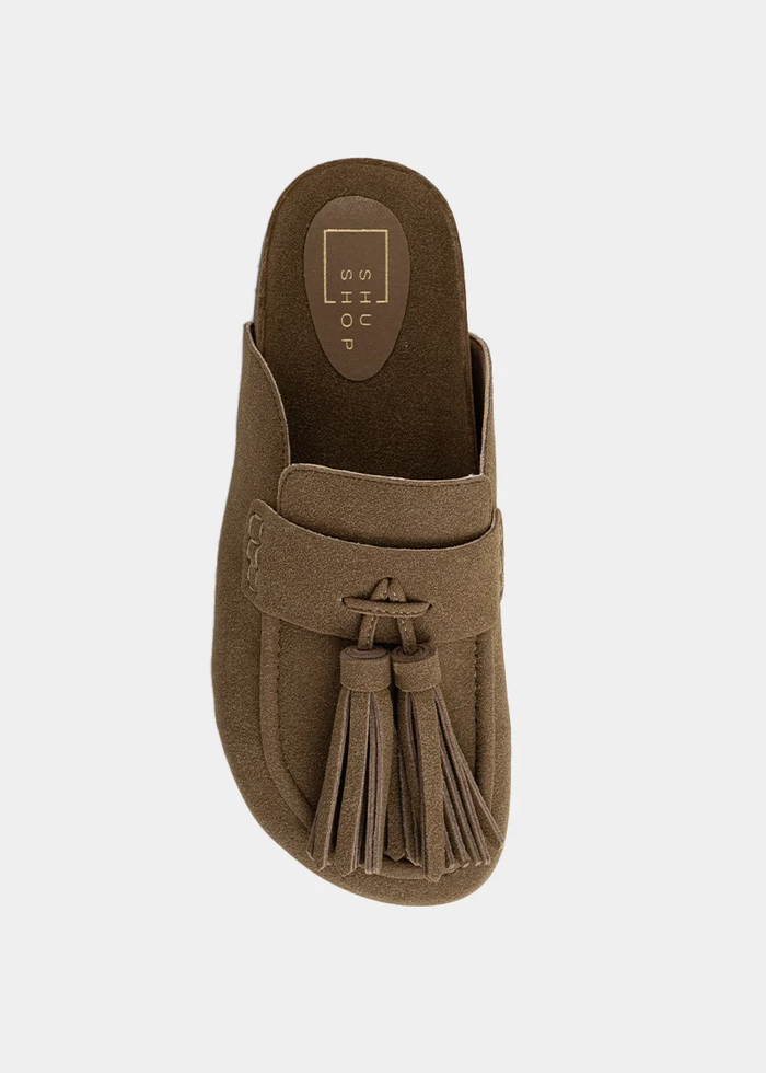 shu shop slide on moccasin Ariana taupe suede