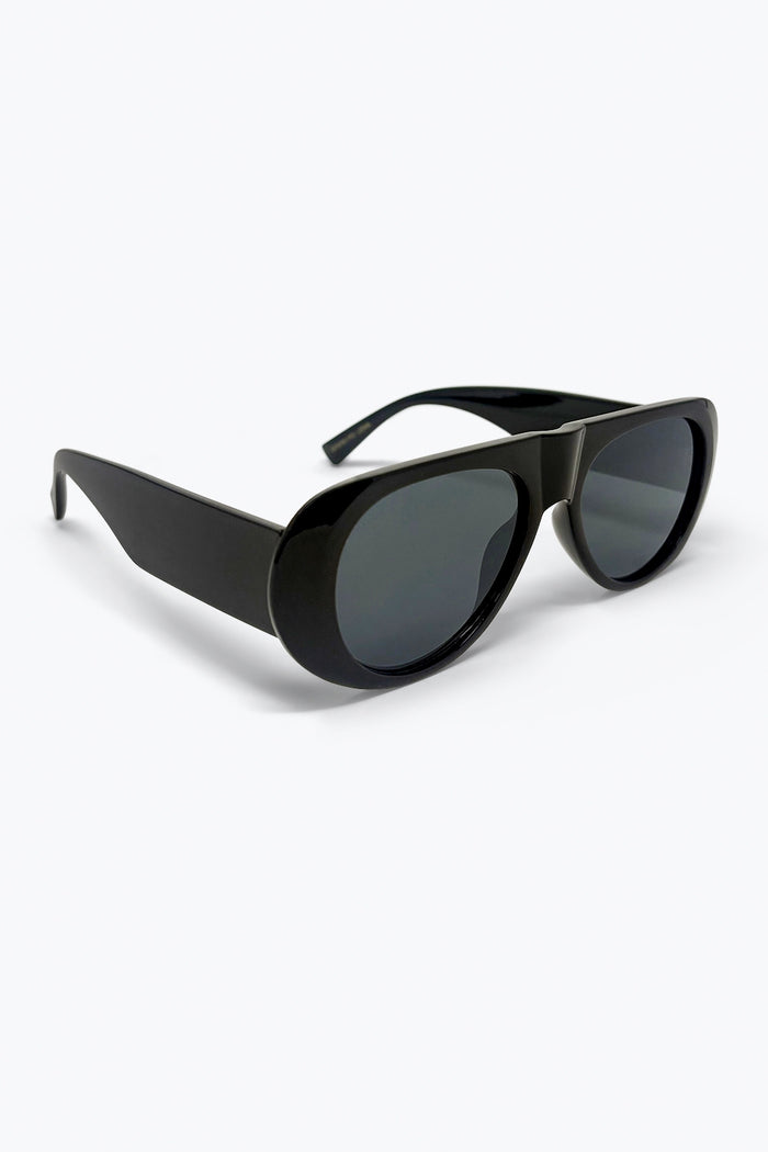 Black Oversized Aviator Sunglasses with Dark Lenses