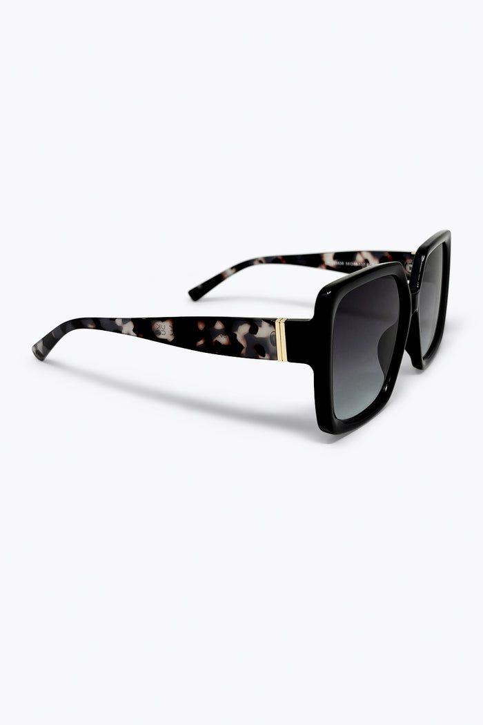 Black Square Frame Ombre Lens Wide Oversize Sunglasses