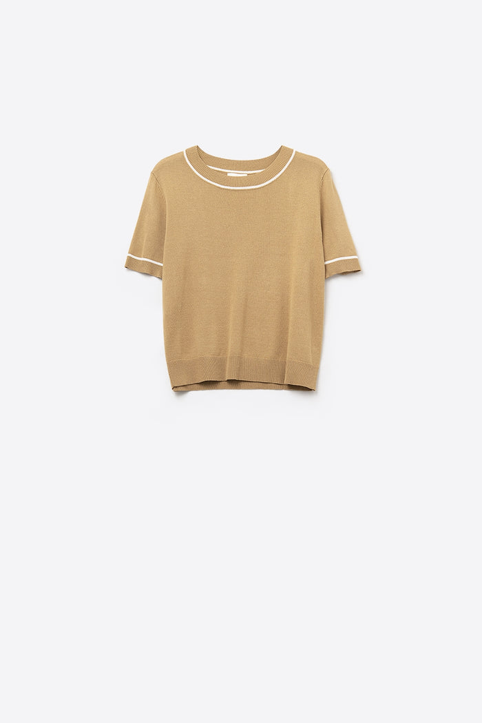 Camel Short Sleeve Knit Top with White Contrast Trims