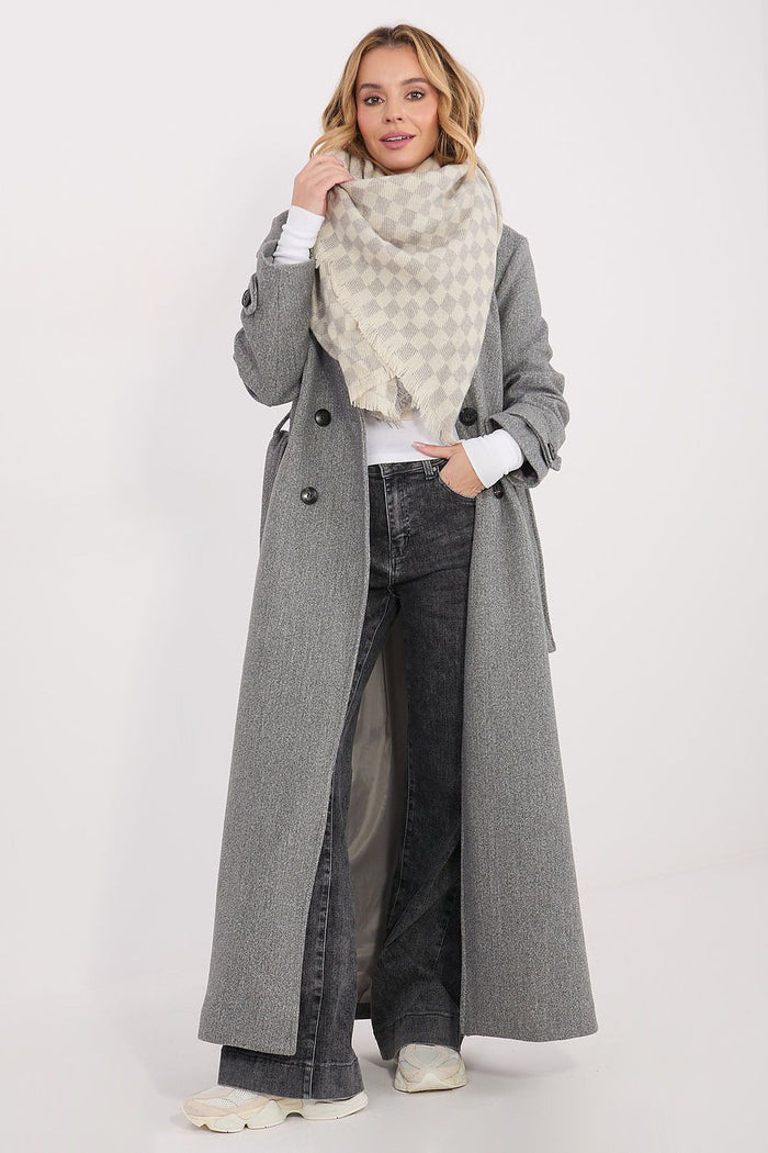 Checked Pattern Shawl for Women - Stylish & Versatile - Scarves