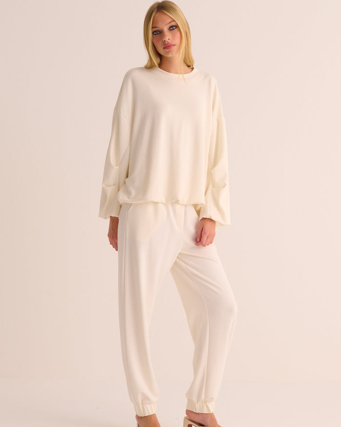 Cloud Dancer Sweatshirt and Joggers Set - Loungewear