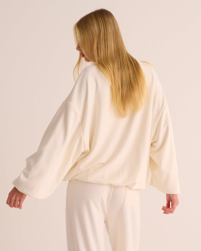 Cloud Dancer Sweatshirt and Joggers Set - Loungewear