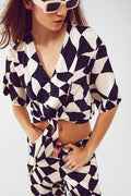 Cropped Shirt With Knot in Bauhaus Abstract Black and White Print - Shirts, top