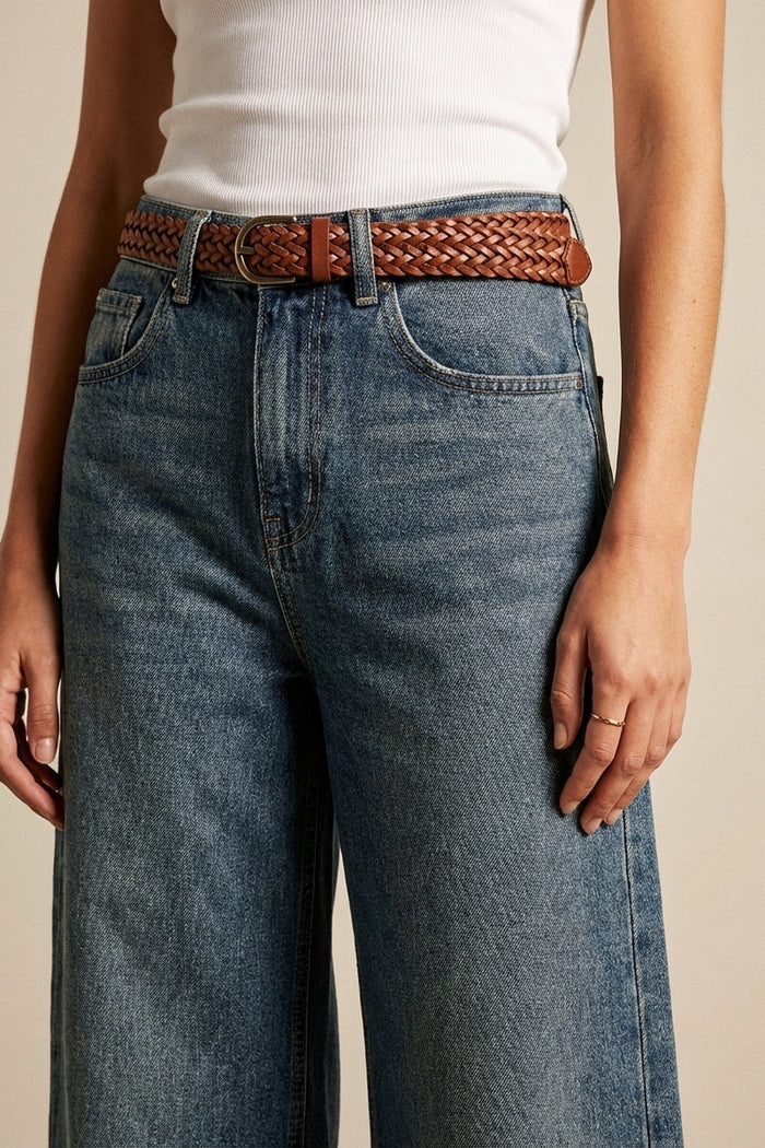 Everyday Denim Straight-Leg Jeans in mid wash blue - Denim
