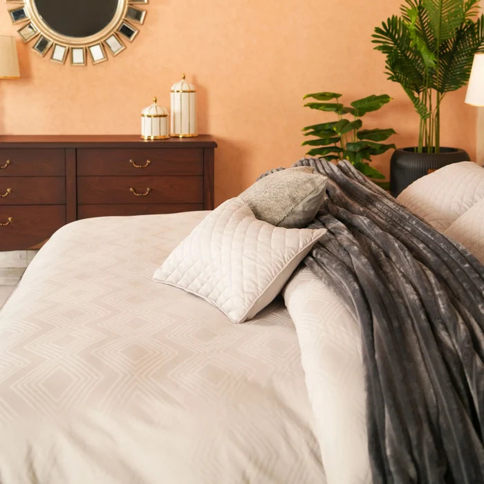 7-piece duvet cover set with quilted white duvet, silver-gray stripes, and gray shams