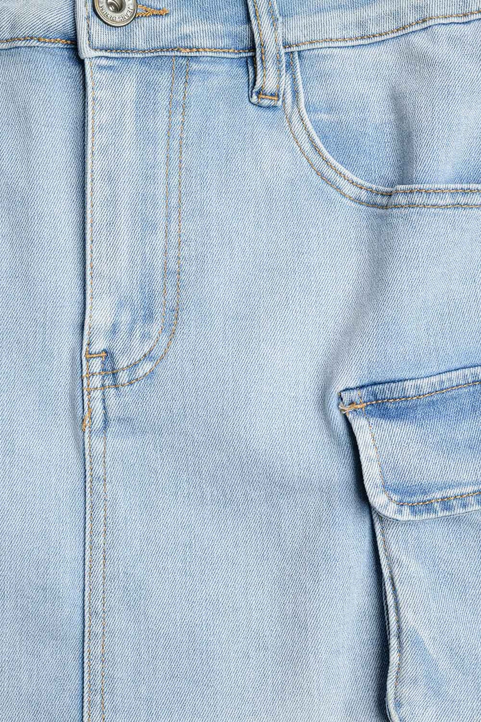 light denim mini Skirt with cargo side pockets
