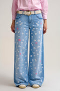 Light wash straight jeans with printed lips - Denim