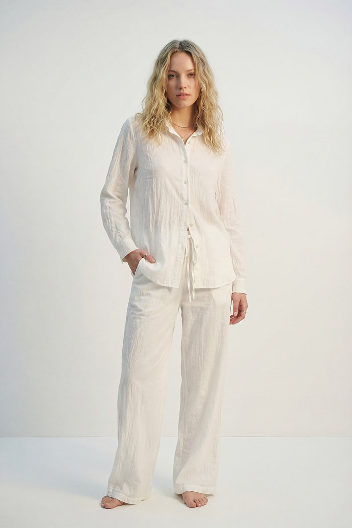 Lightweight Crinkled Shirt with Relaxed Silhouette in cream - Shirts