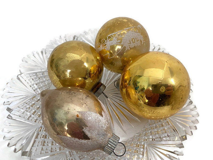 Midcentury Glass Christmas Ornaments at Duckwells
