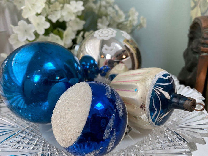 Midcentury Glass Christmas Ornaments at Duckwells