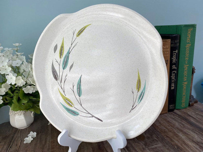Midcentury Harmony House Whispering Leaves Dinner Plates at Duckwells