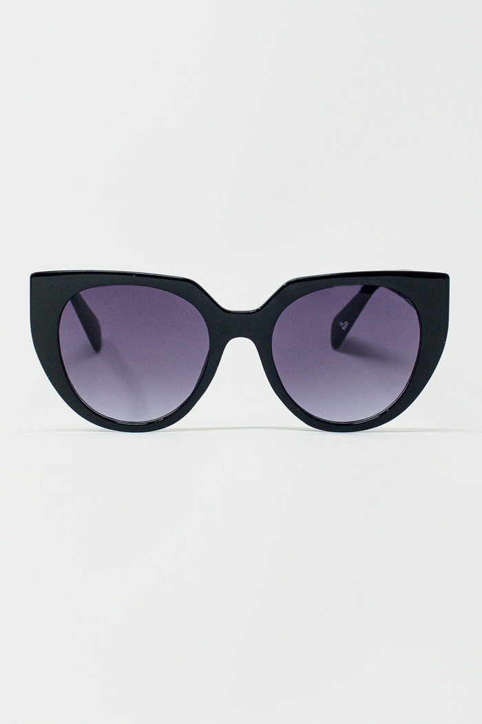 Oversized Cat Eye Sunglasses With Wide Rim in Black