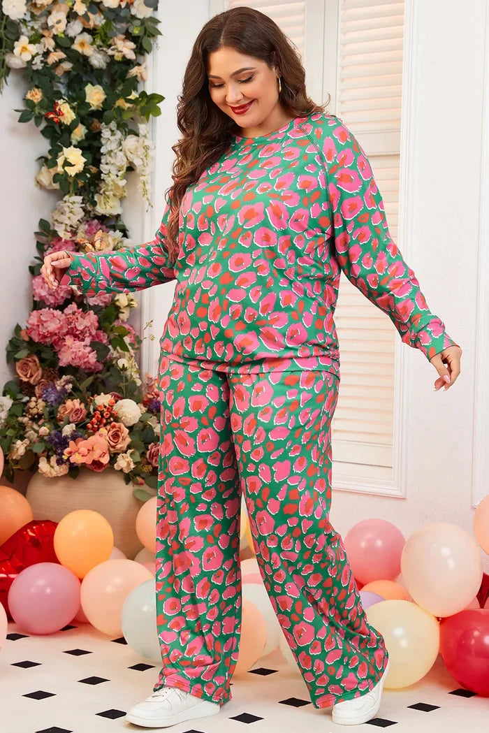 Plus Size Printed Loungewear Set for Comfort - Lounge