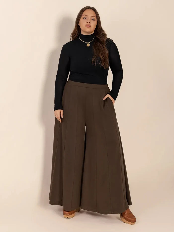 Plus Size Wide Leg Pants with Pockets - Trousers