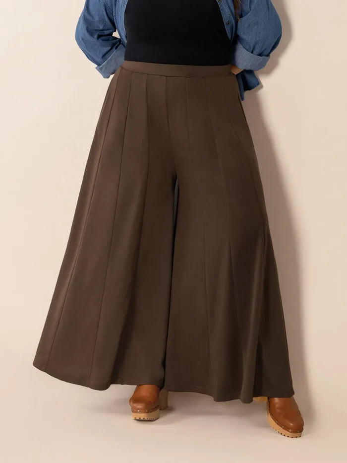 Plus Size Wide Leg Pants with Pockets - Trousers