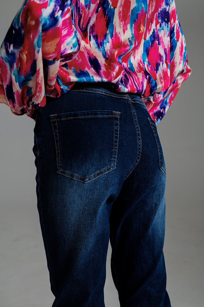 Regular Leg Basic Jeans in Mid Wash - Denim