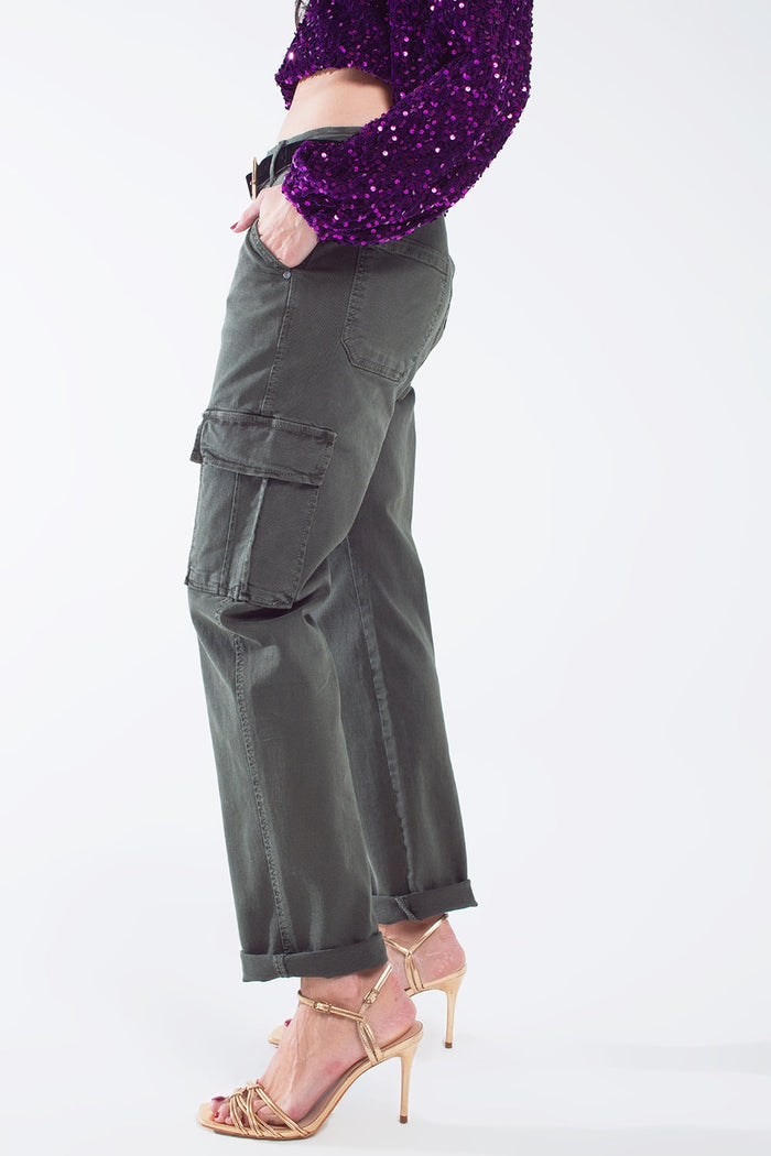 Relaxed cargo pants in Army dark green - Coloured Jeans