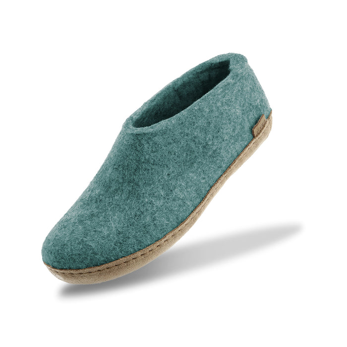 Shoe with leather sole - North Sea