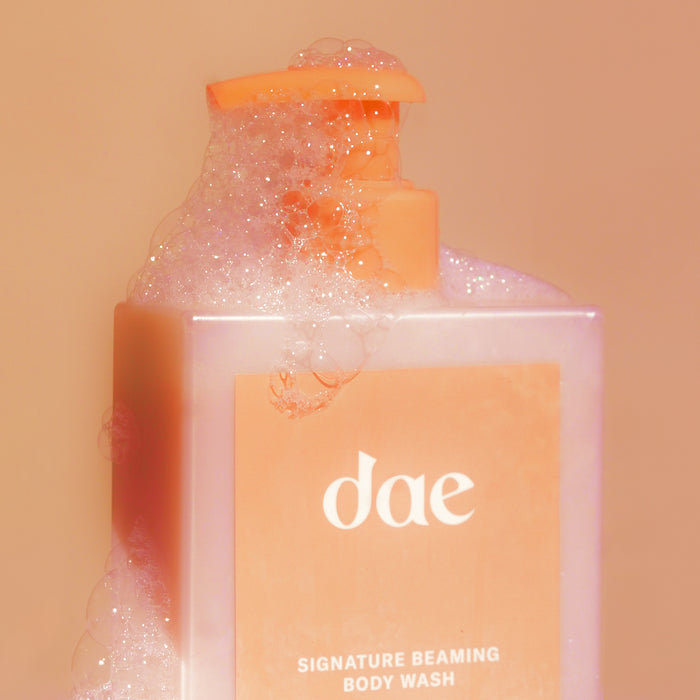 Signature Beaming Body Wash