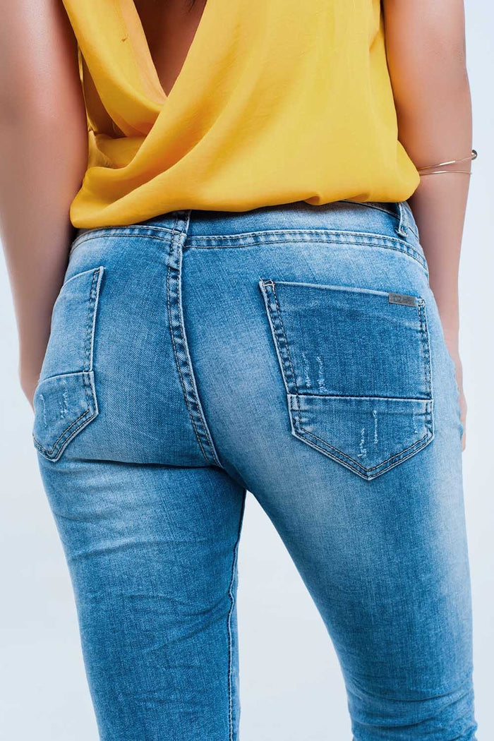 Skinny jeans in mid wash with knee rips - Denim