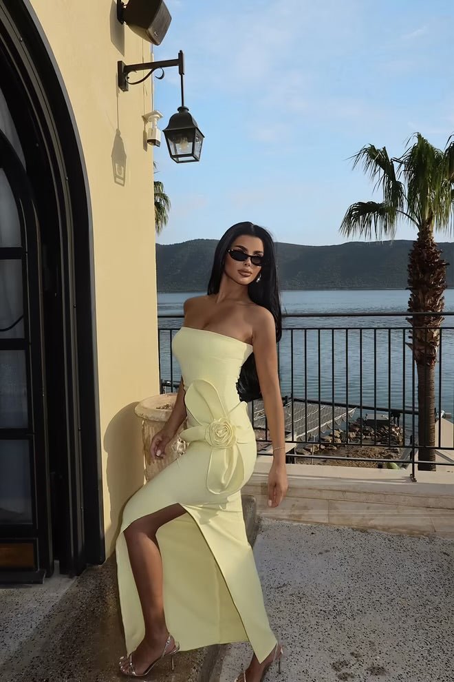 Sophie The Label Elegant Strapless Dress with Bow - Dress