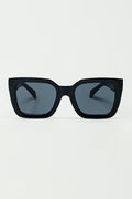 Squared Sunglasses With Dark Lenses in Black