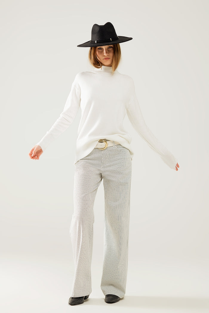 Striped trousers with a straight leg in a stretch fabric - trousers