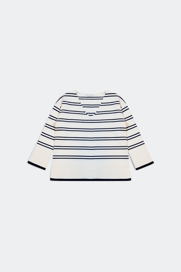 Sweater in white with navy stripe