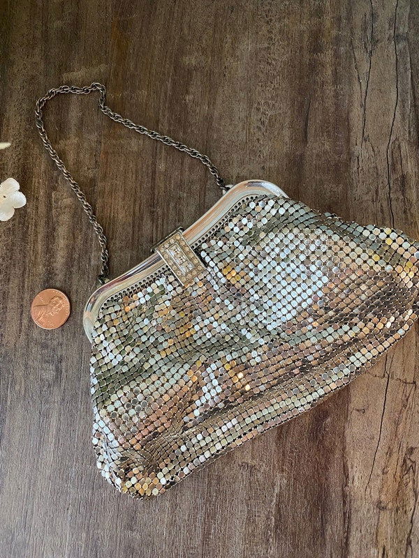 Whiting and Davis Silver Metal Mesh Coin Purse at Duckwells